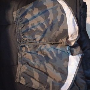 Old Navy camo shorts